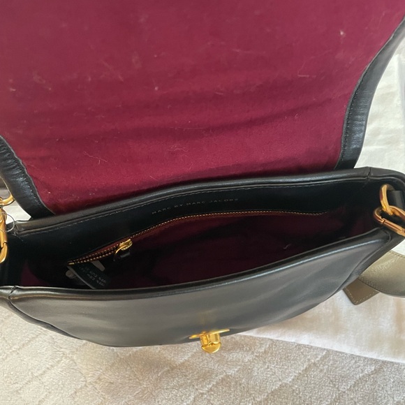 Marc by Marc Jacobs Black Crossbody Bag with Gold Accents - Picture 4 of 10